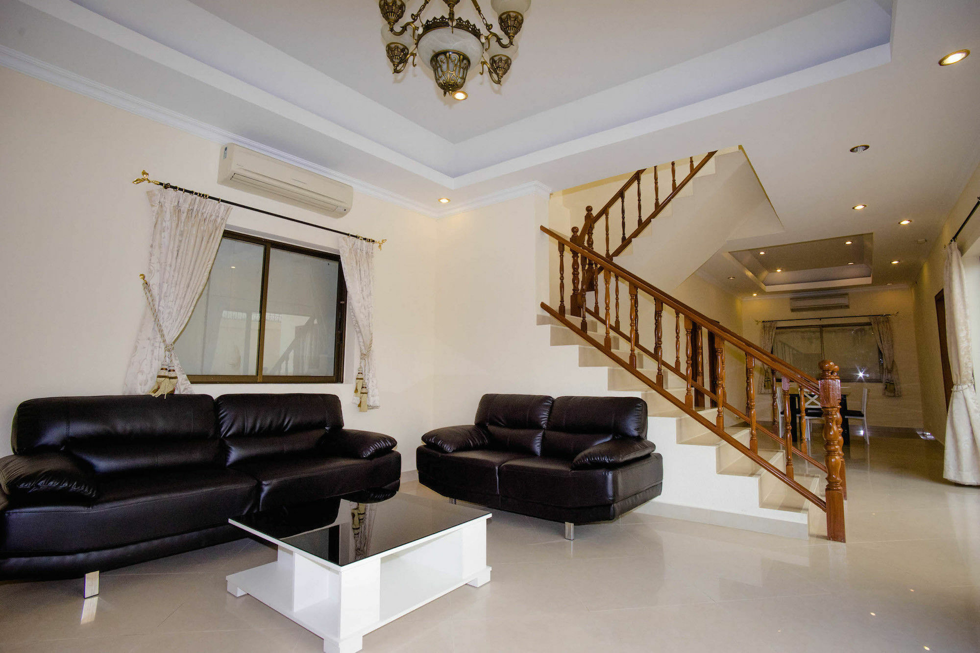Pattaya Holiday Villas Bang Lamung Esterno foto