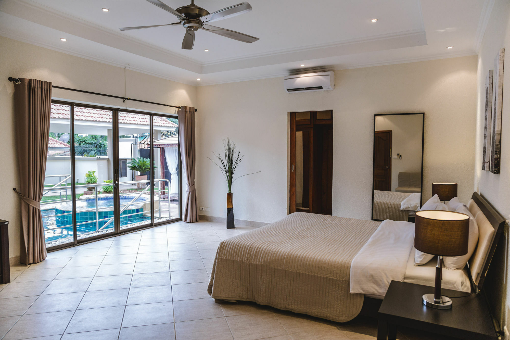 Pattaya Holiday Villas Bang Lamung Esterno foto